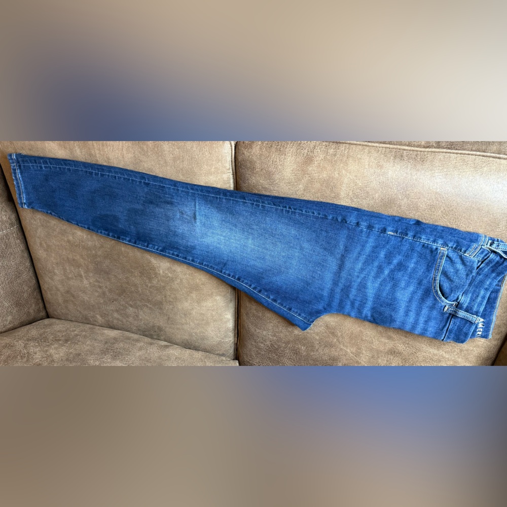 American Eagle Dark Blue Jeans